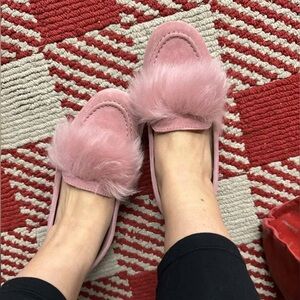 NIB UGG Kaley Wisp Pom Suede Shearling Flats Slippers Pink size6